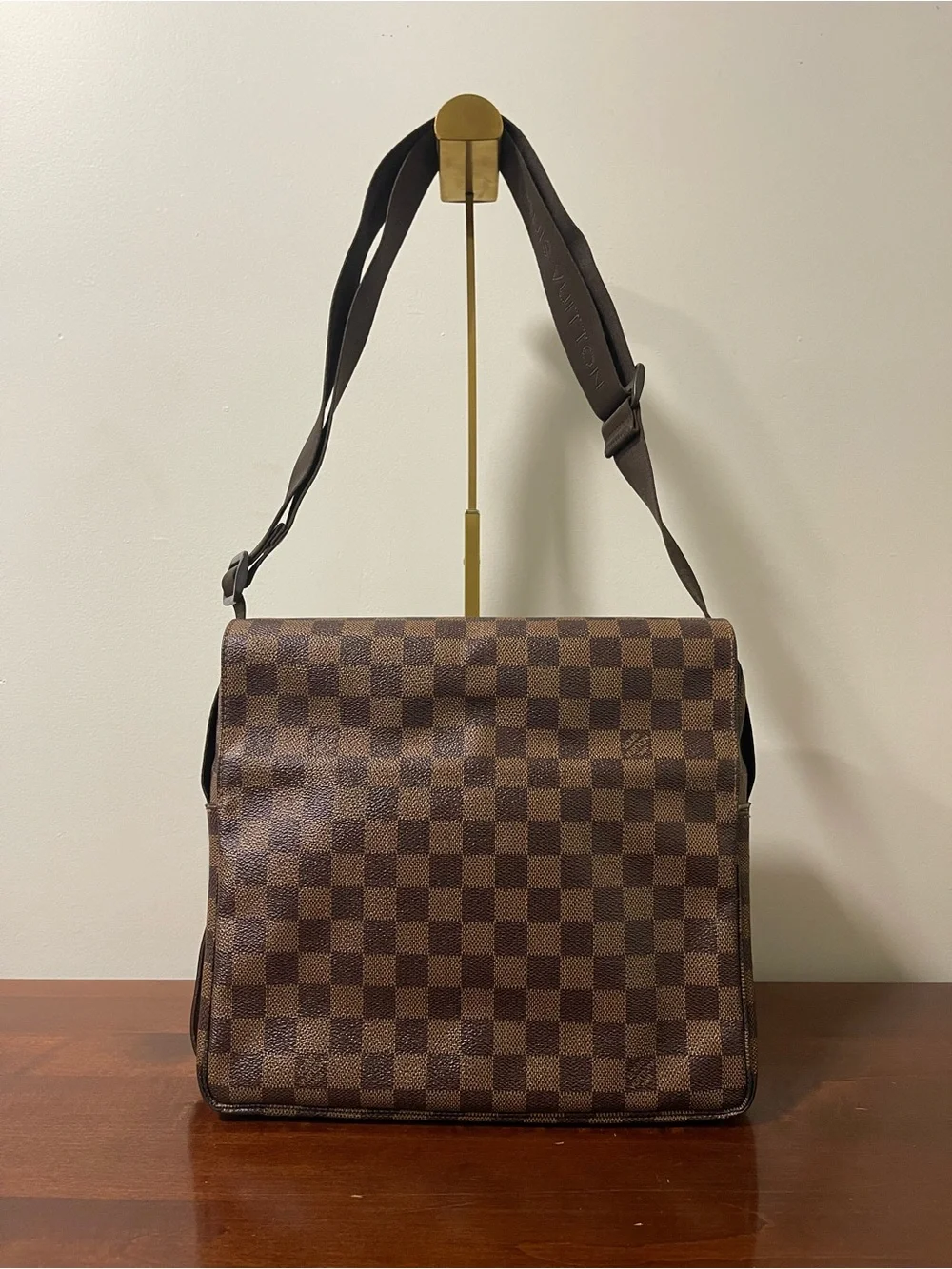 46-26 Preloved Louis Vuitton Naviglio Crossbody Messenger Damiee Ebene